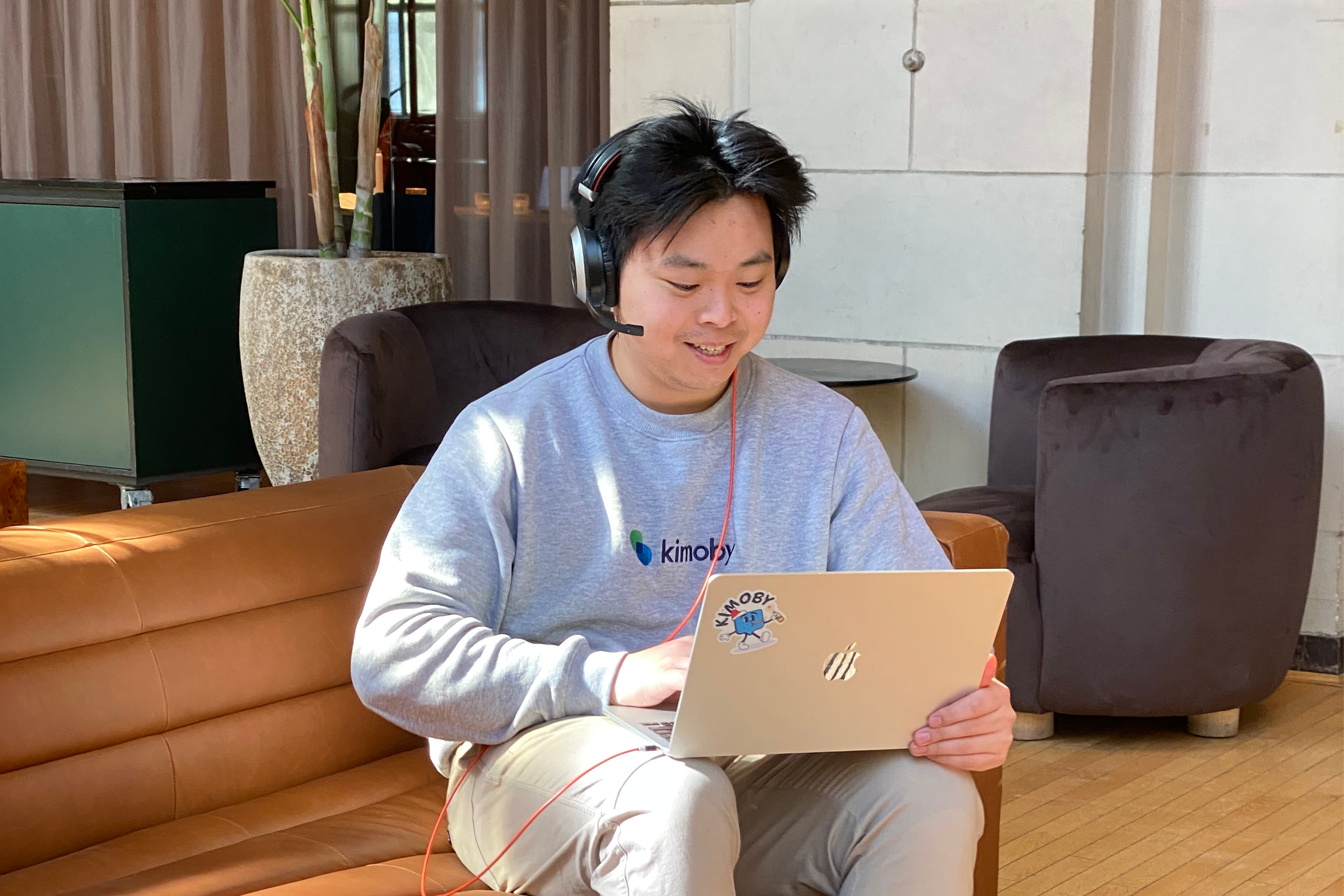 employee_laptop