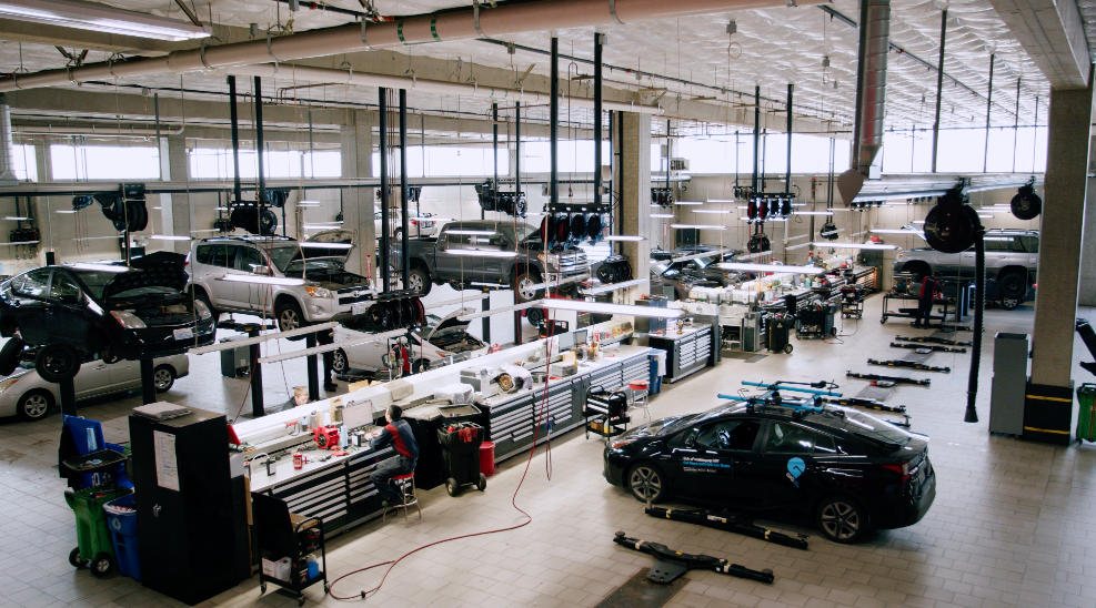 Car dealership service lane